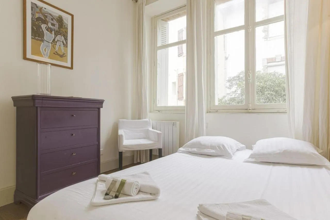 Apartment Appartement Gardague - 2 Etoiles - Welkeys Biarritz France